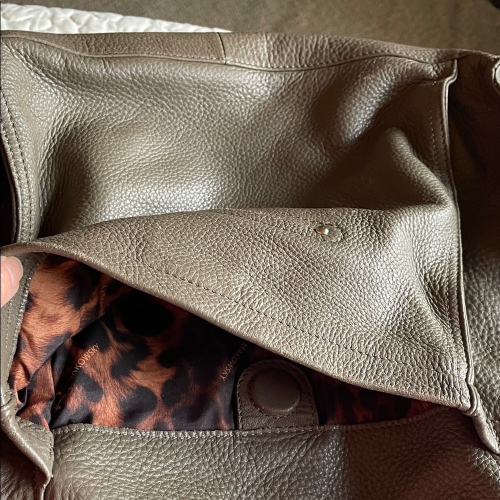 B Makowsky Large Grey Pebbled Leather Slouchy Bag - Picture 13 of 14